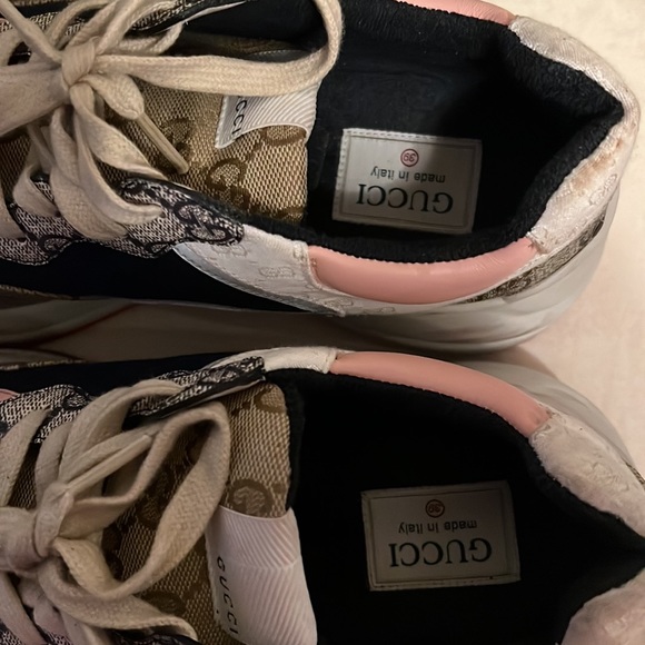 Gucci Python Sneakers size 39 - Picture 2 of 4
